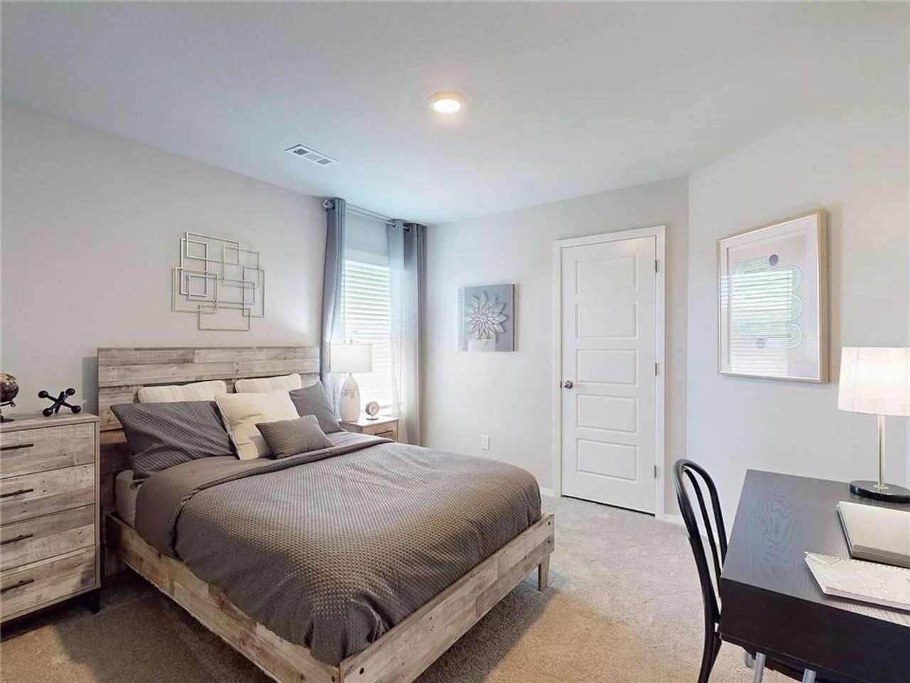 1516 Ace Ave - Photo 3 of 31