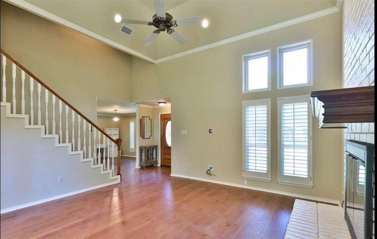 3965 Bay Hill Dr - Photo 4 of 8