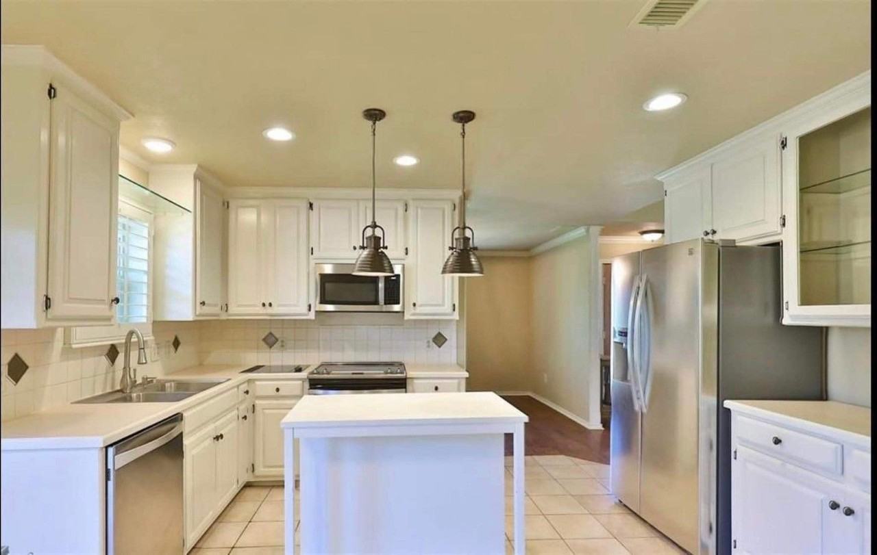 3965 Bay Hill Dr - Photo 6 of 8