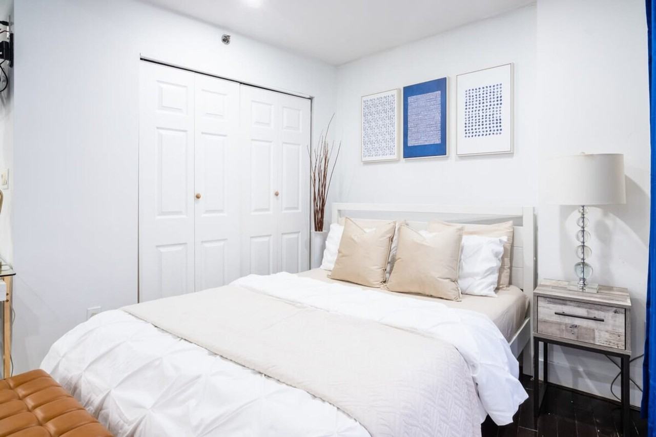 809 9th Avenue - Photo 5 of 46