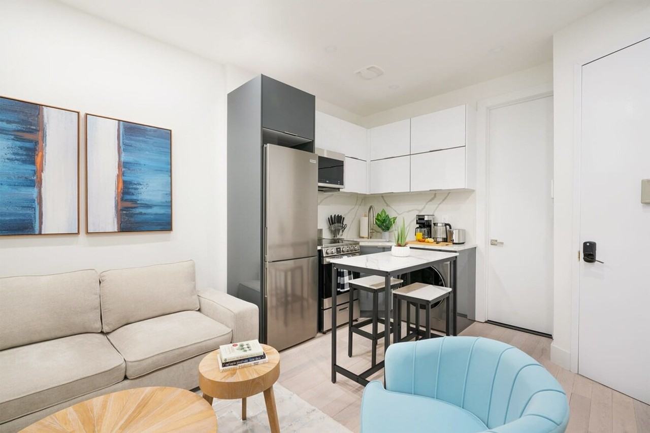 317 E 78th St #1022023P - Photo 2 of 10