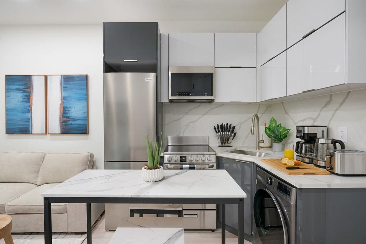 317 E 78th St #1022023P - Photo 5 of 10