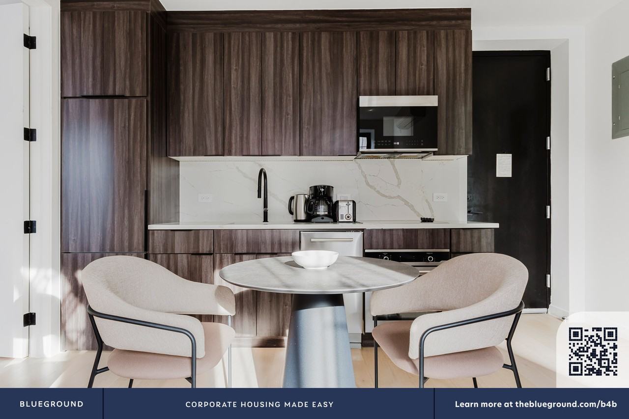 972 Manhattan Ave #1684 - Photo 5 of 21