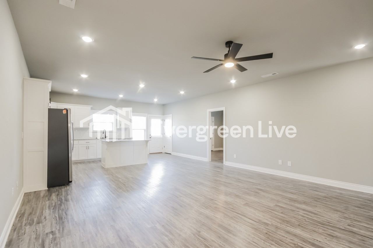 1150 Pebble Pass - Photo 5 of 15