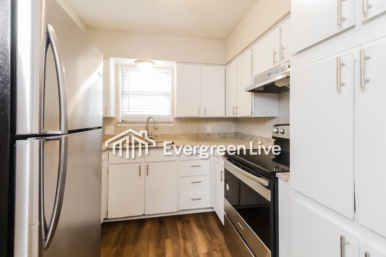6617 Charmaine Dr - Photo 4 of 14