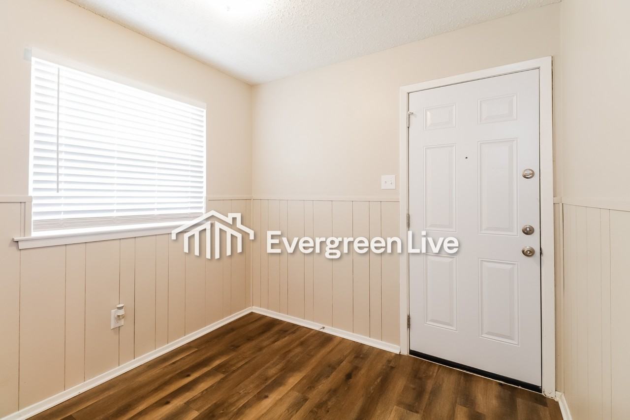 6617 Charmaine Dr - Photo 4 of 20