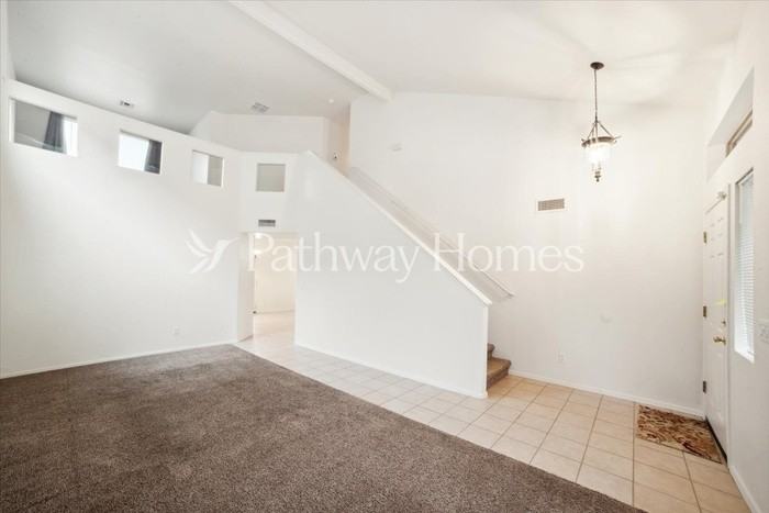 11781 W Overlin Ln - Photo 2 of 30