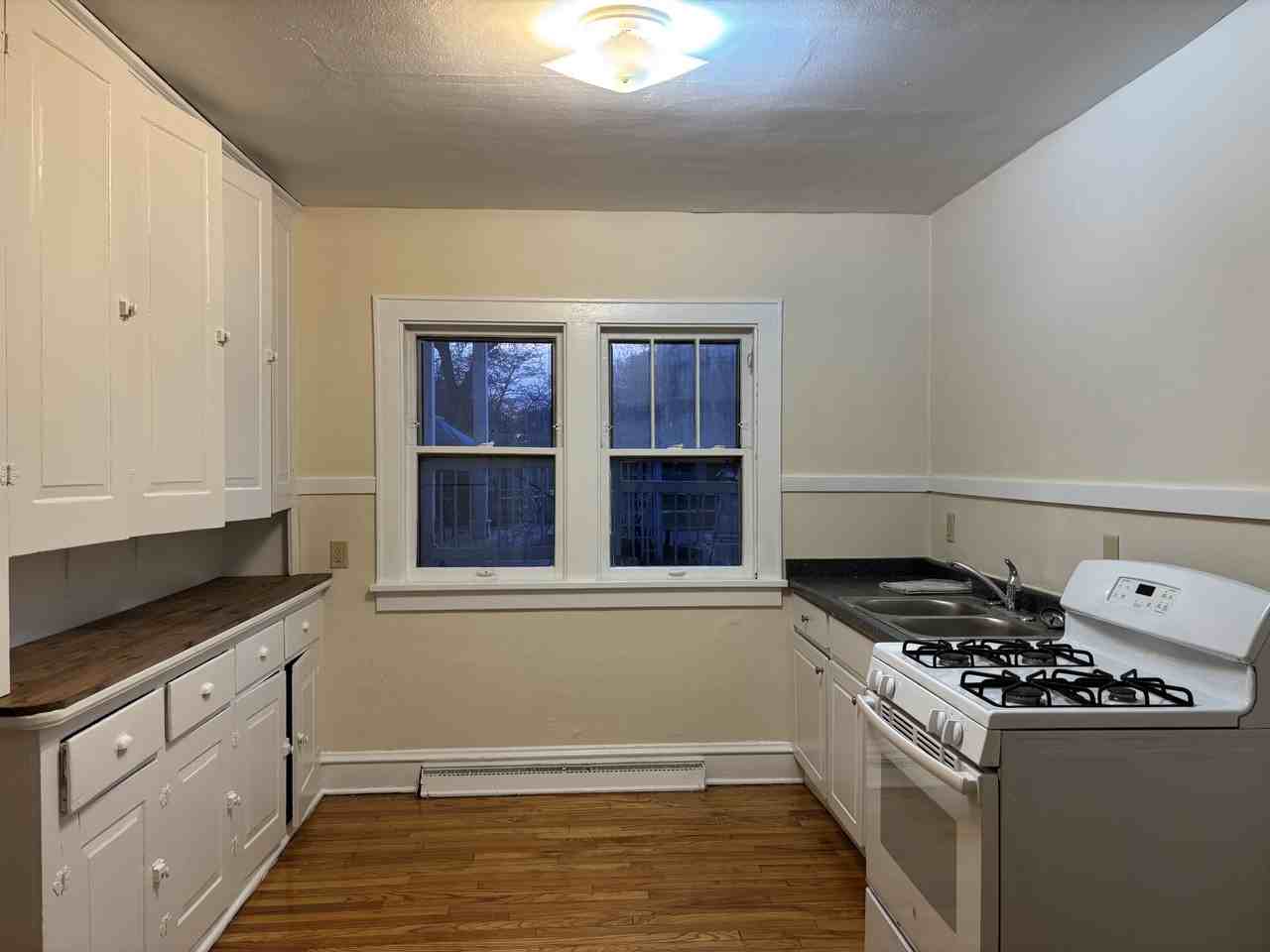 2306 E Washington Ave #1 - Photo 6 of 23