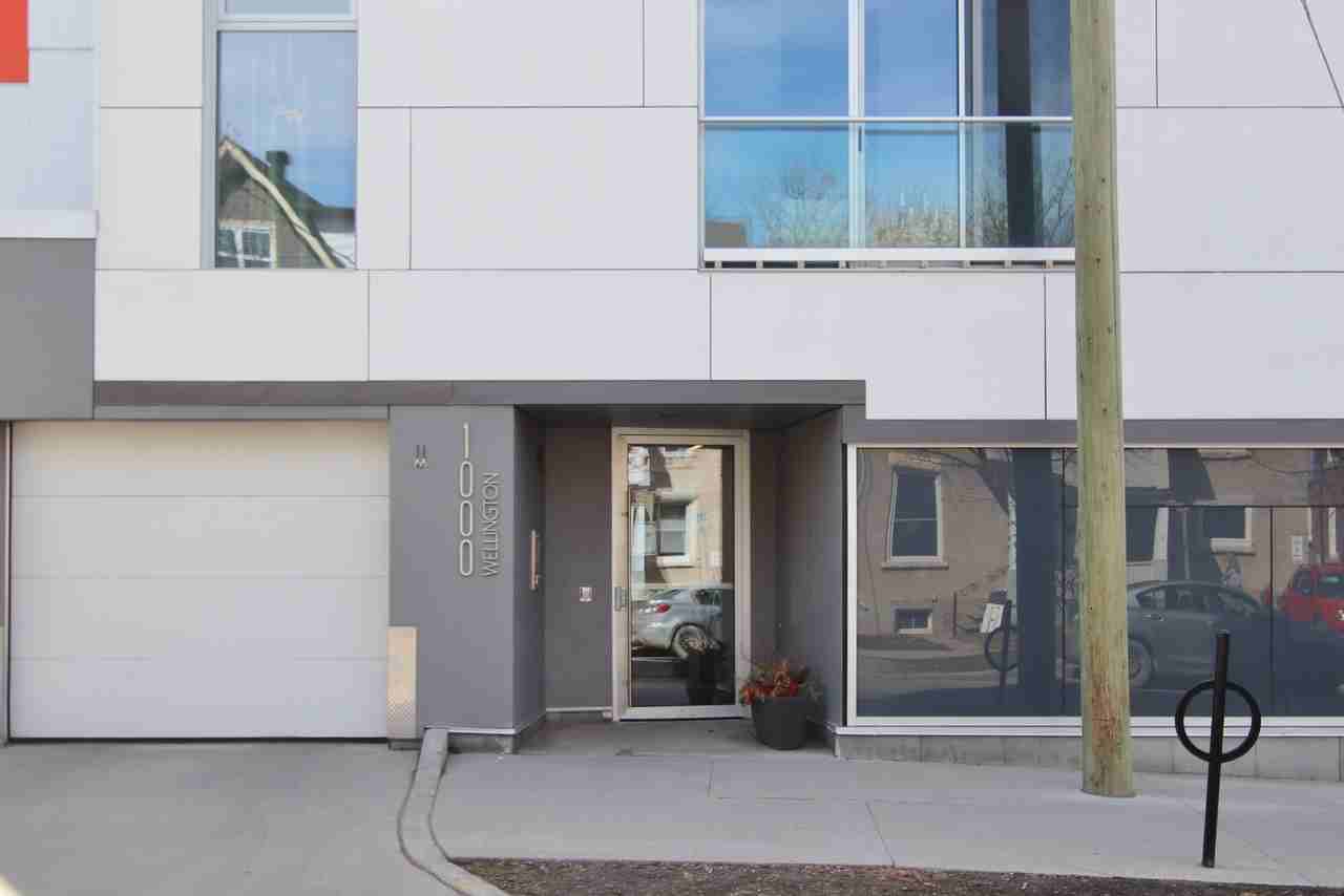 305-1000 Wellington Street West - Move-in Ready! - Photo 2 of 24