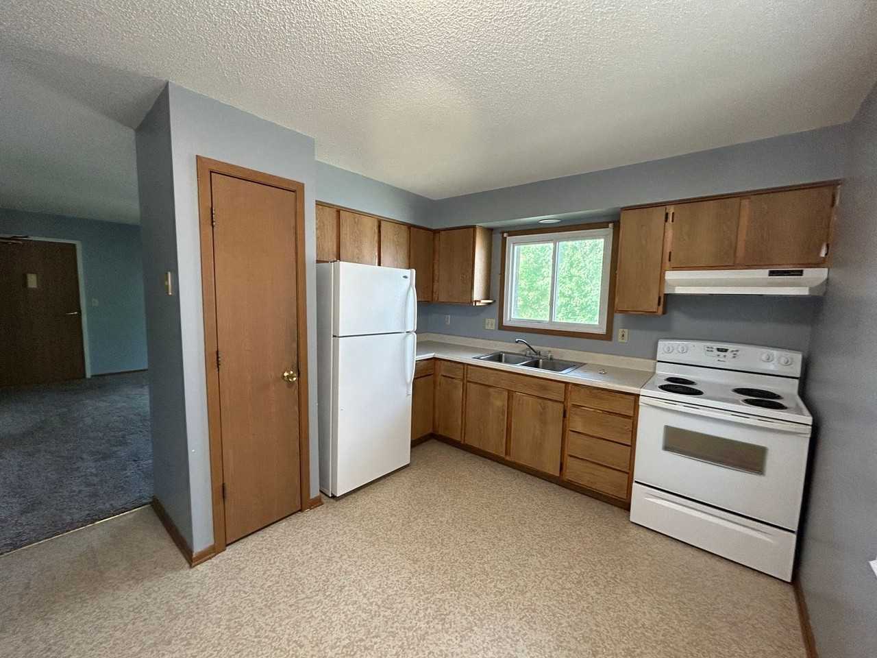 WP 222 Lincoln - Photo 3 of 8