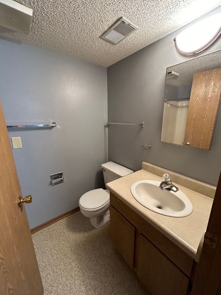 WP 222 Lincoln - Photo 7 of 8