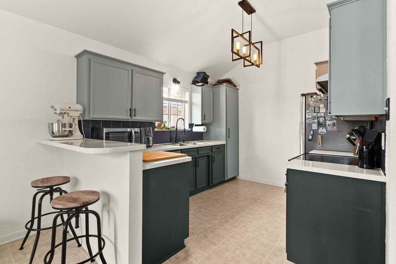 4129 Fawn Dr - Photo 5 of 16