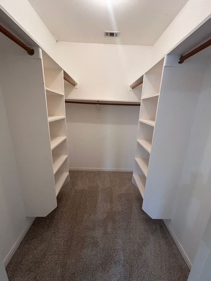 520 Alcalde St - Photo 6 of 26