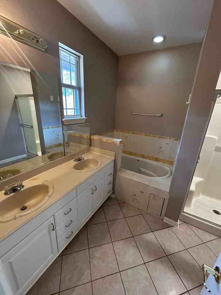 520 Alcalde St - Photo 7 of 26
