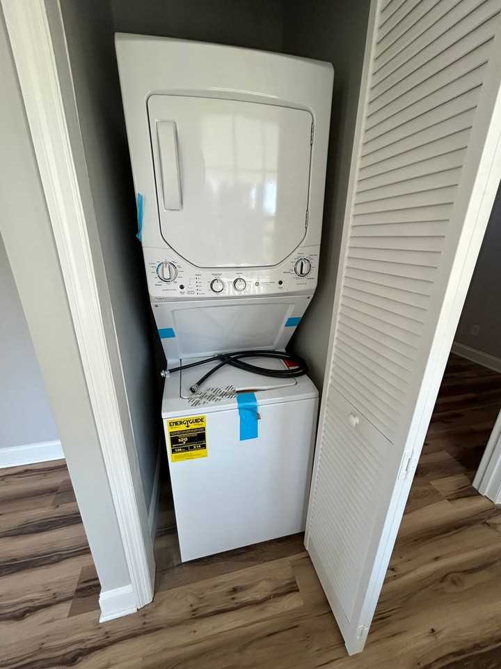 37 Elizabeth St #B - Photo 5 of 8