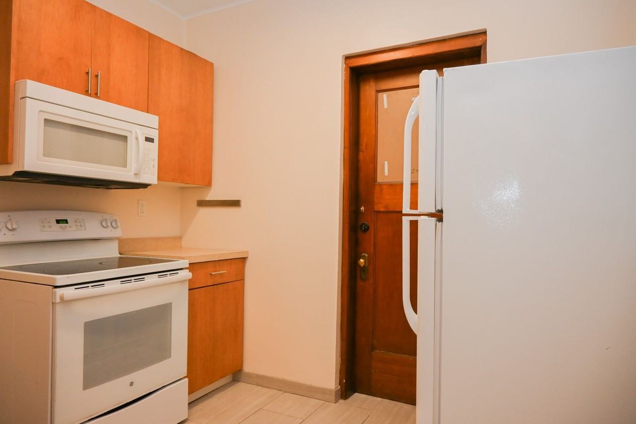 Belmont Apartments 611 Gertrud, 402 S 6th, 406 S 6th - Photo 4 of 36