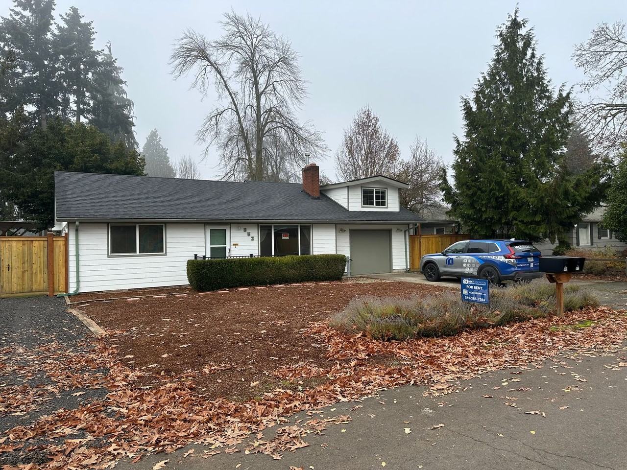 852 Leigh St - Photo 2 of 42