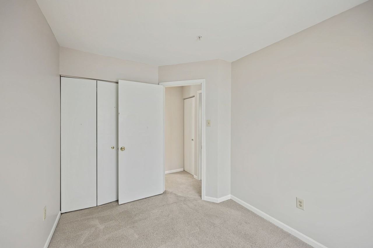 6702 Mallard Ct - Photo 7 of 22