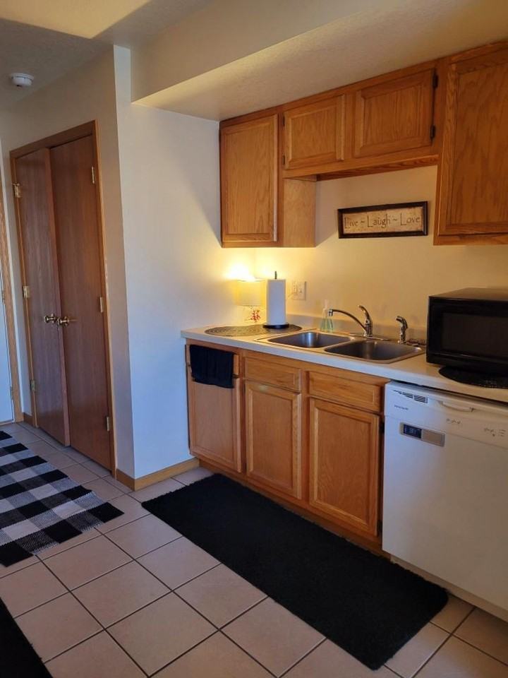 1236 Winans - Photo 6 of 21