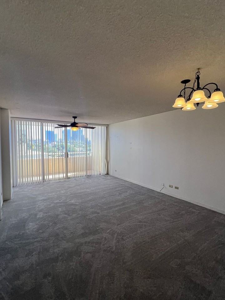 920 Ward Ave #7H - Photo 2 of 19