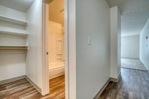 featured image of 2405 2405 & 2431  NW Irving Street