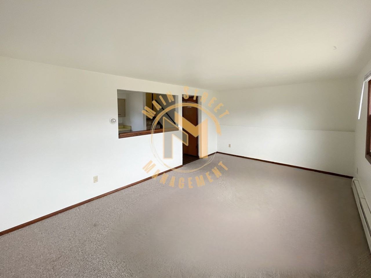 848 Smits St - Photo 3 of 14