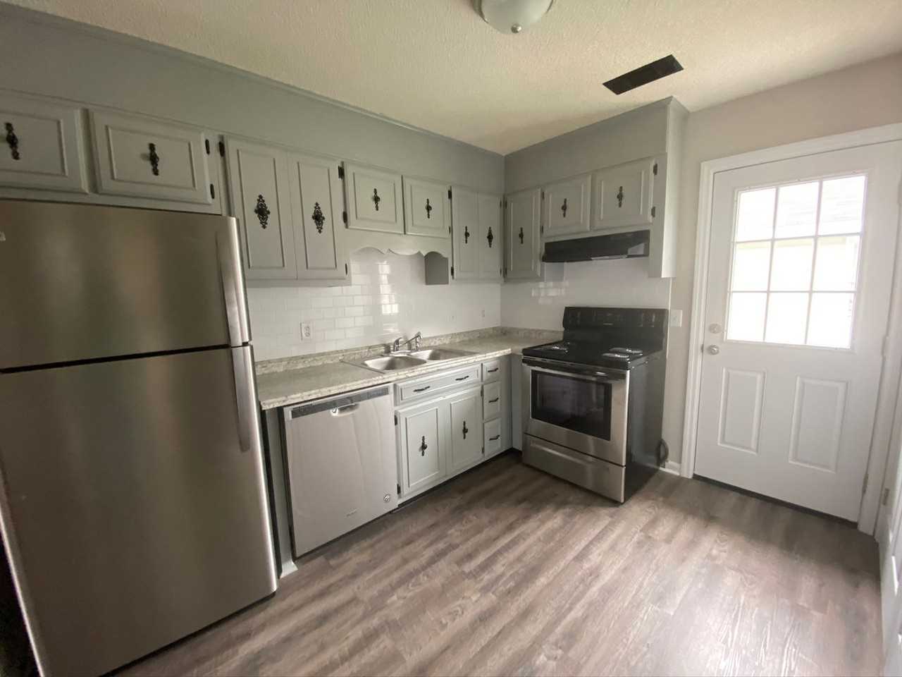 1807 Chandler Rd #20 - Photo 7 of 10