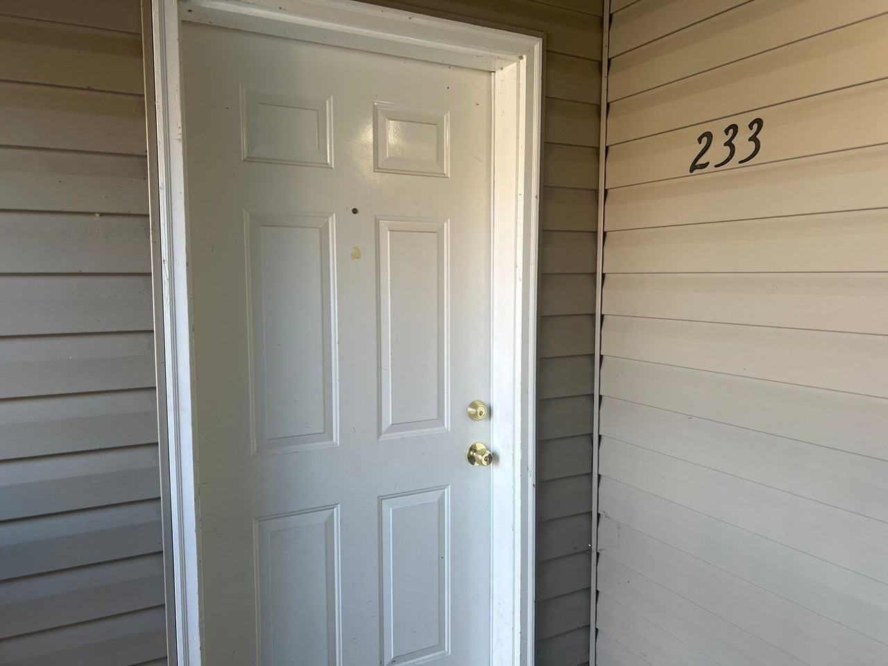 645 W Horton Way #233 - Photo 2 of 21