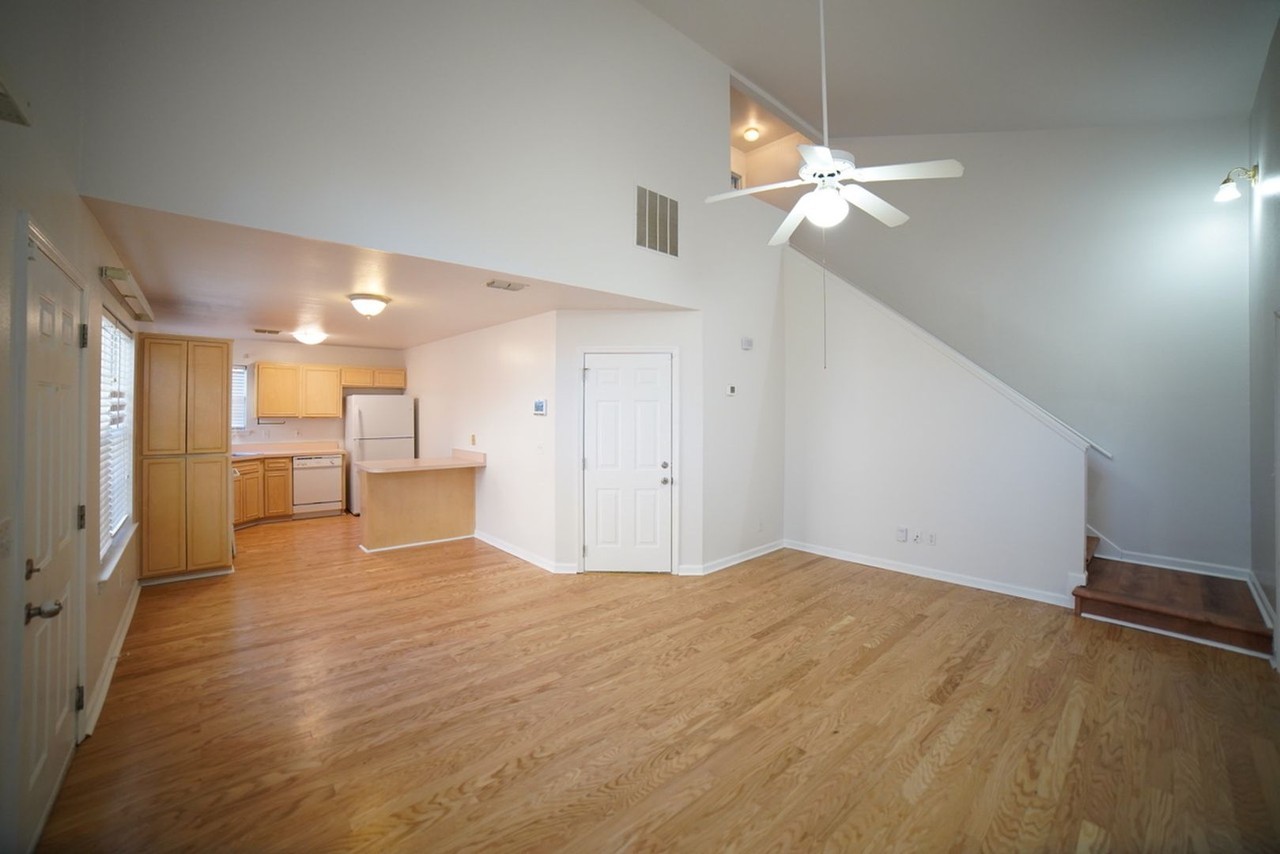 3117 Camelliawood Cir W - Photo 3 of 24