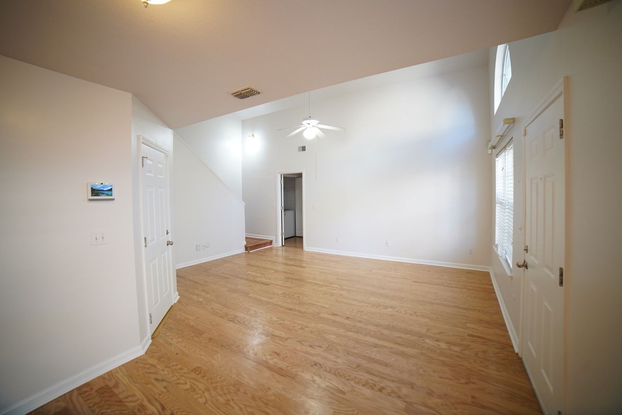 3117 Camelliawood Cir W - Photo 4 of 24