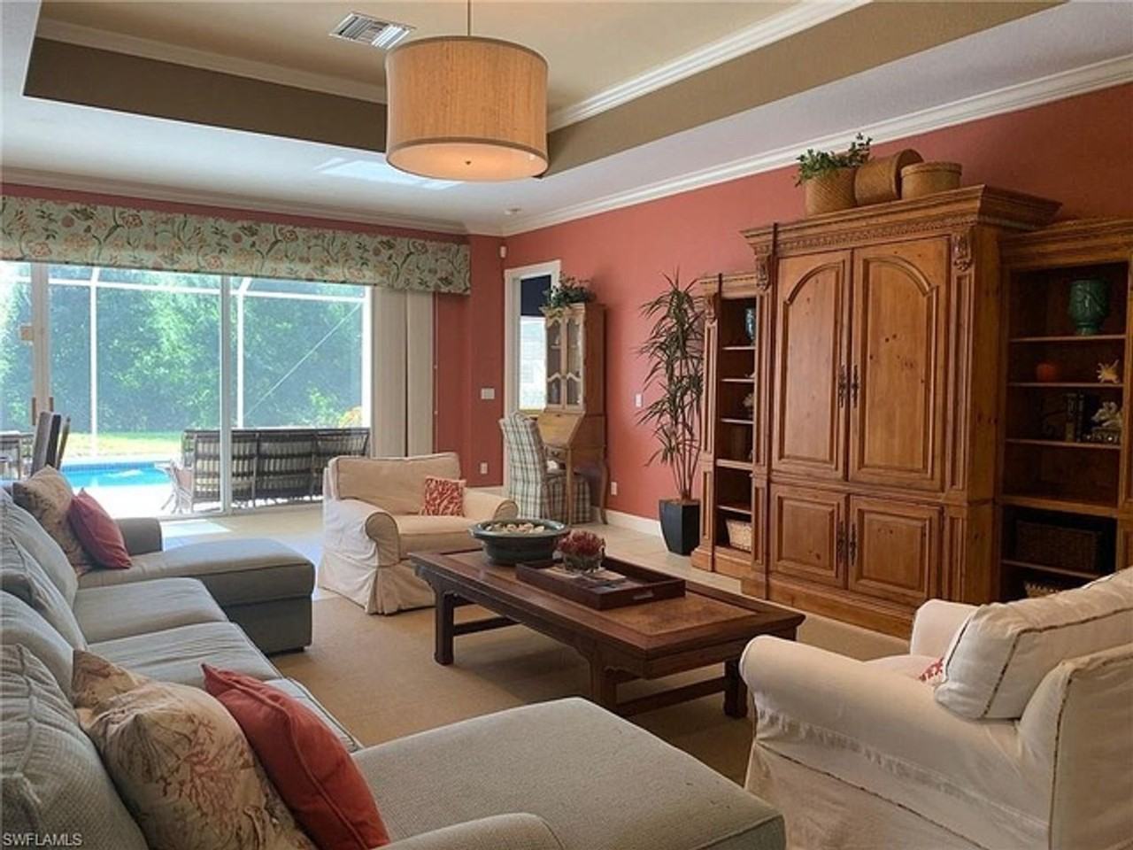 14780 Glen Eden Dr - Photo 5 of 31