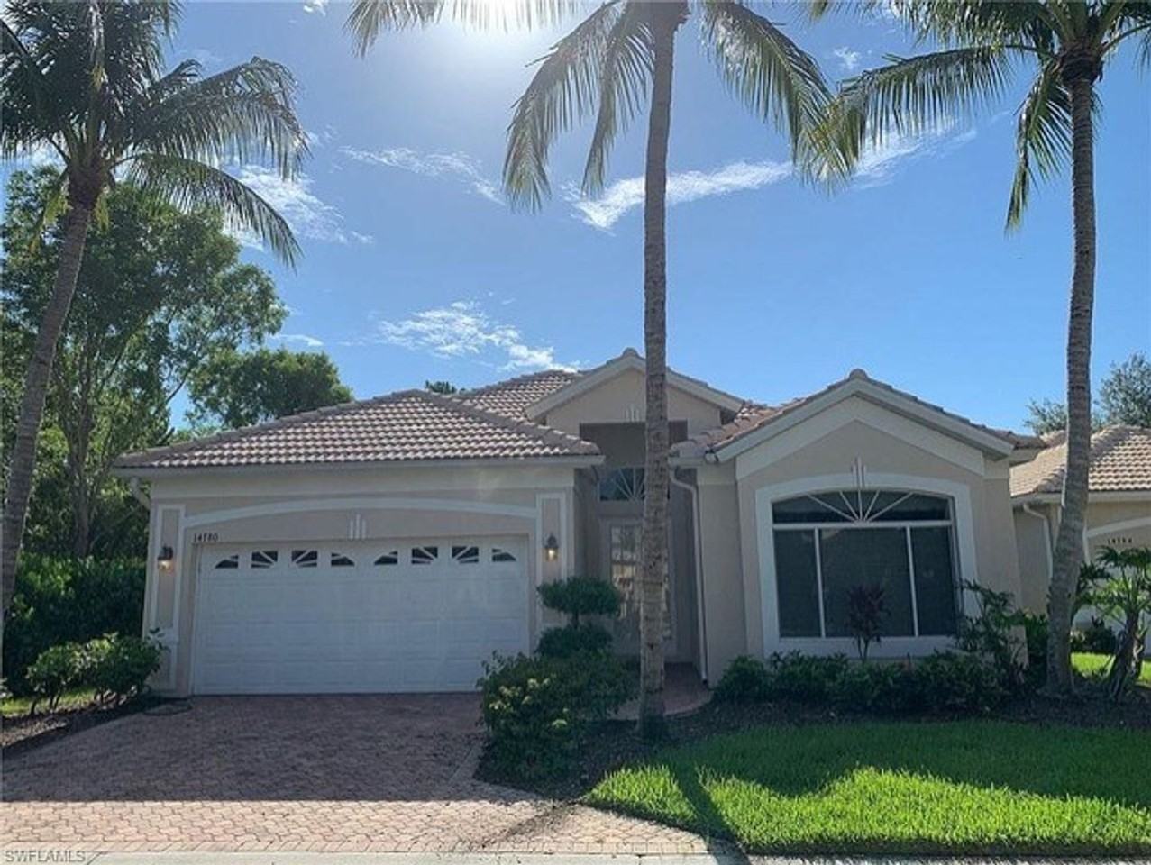 14780 Glen Eden Dr - Photo 3 of 31