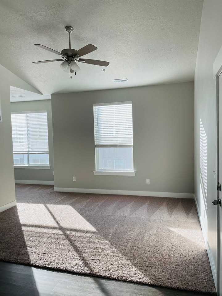 4717 W Grady Ln - Photo 3 of 25