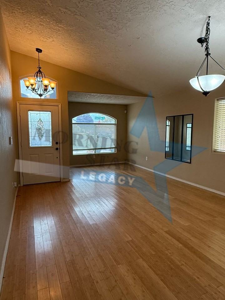 5803 Desert Peak Pl - Photo 3 of 47