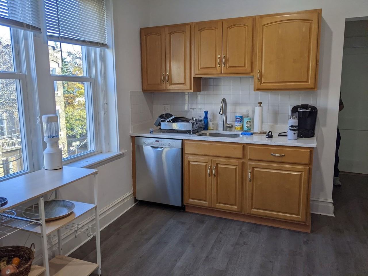 156 Coolidge St - Photo 5 of 11