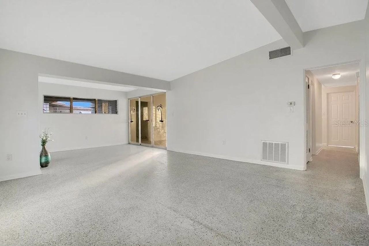 1828 Smith Dr - Photo 2 of 46