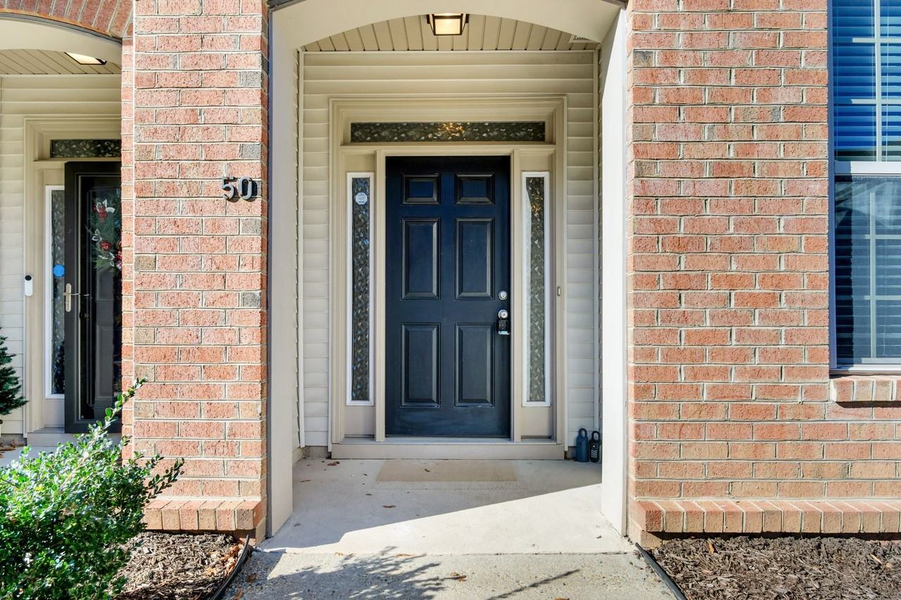 50 Transit Ln - Photo 3 of 40