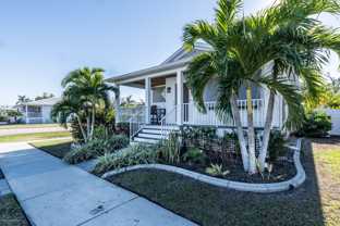 327 Harvey St - Photo 1 of 1