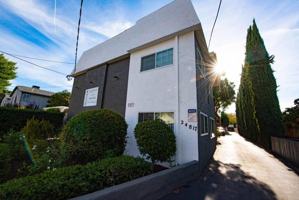 featured image of 24817 Walnut St