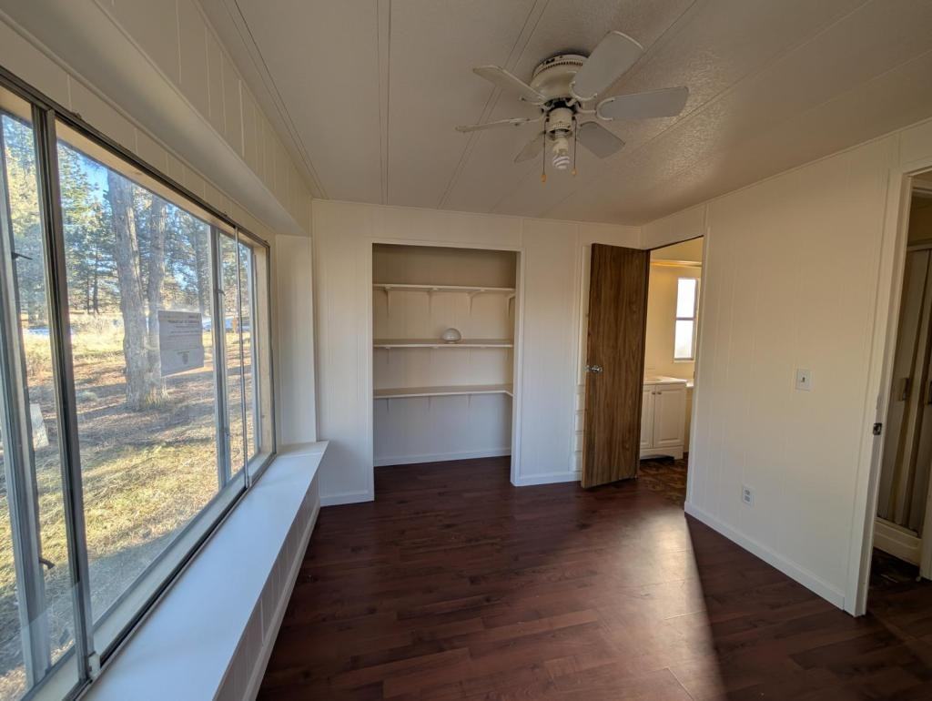 18528 Henwas Loop - Photo 6 of 21