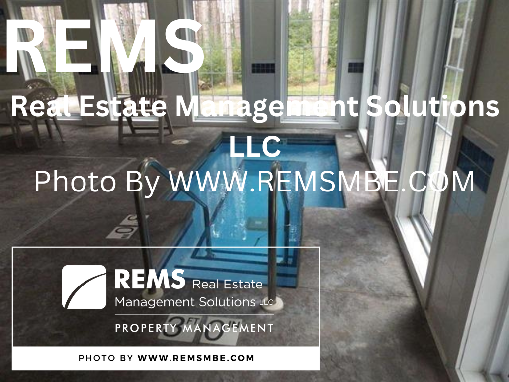 114 Pilgrim Dr #3 - Photo 3 of 22