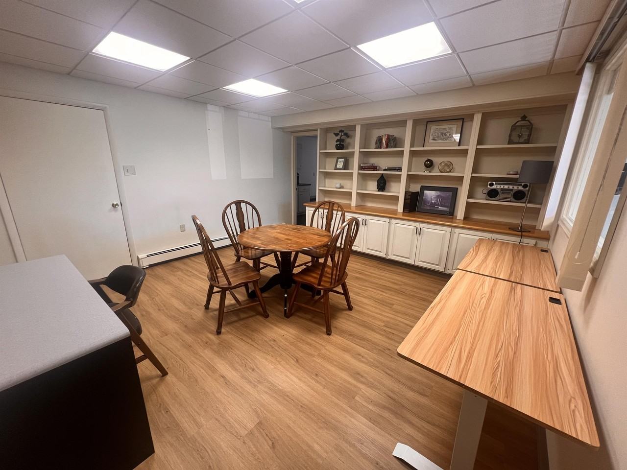 4285 Hollywood Blvd #1 - Photo 3 of 15