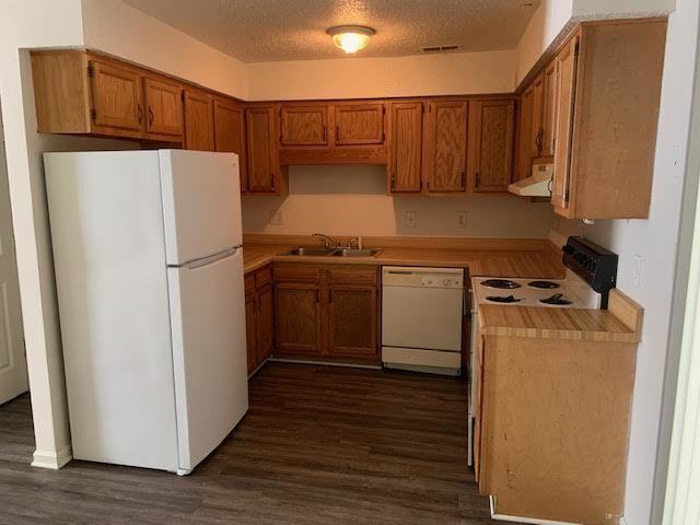 920 Bs Barbecue Rd #C - Photo 4 of 16