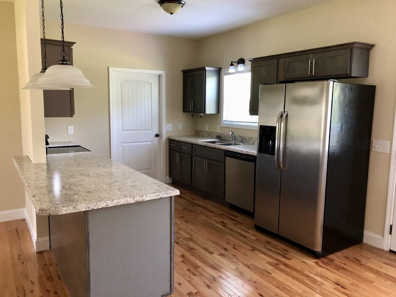 2720 Park West Dr - Photo 5 of 13