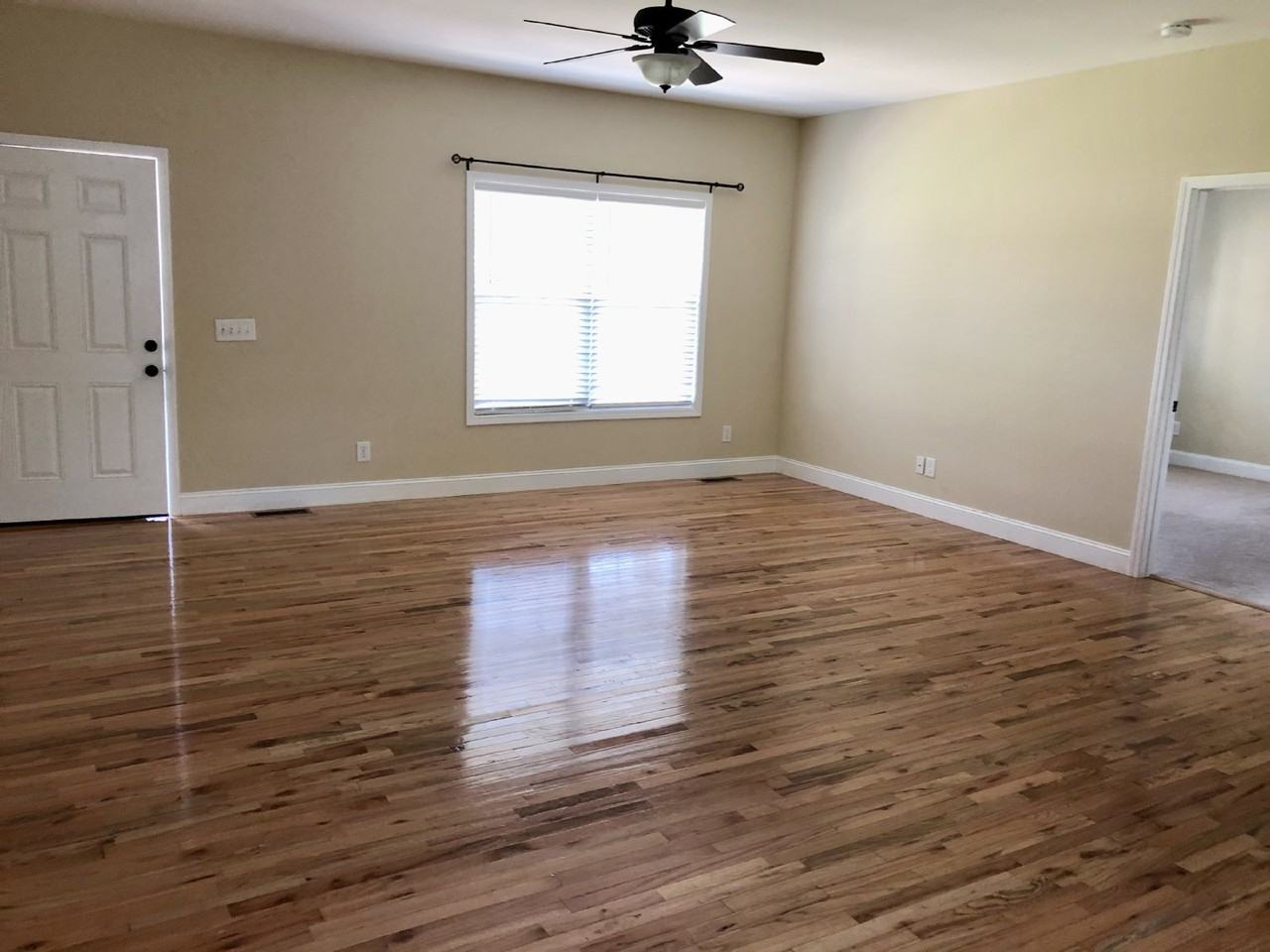 2720 Park West Dr - Photo 6 of 13