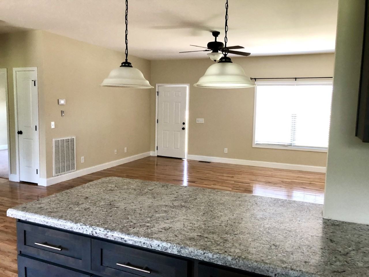 2720 Park West Dr - Photo 7 of 13