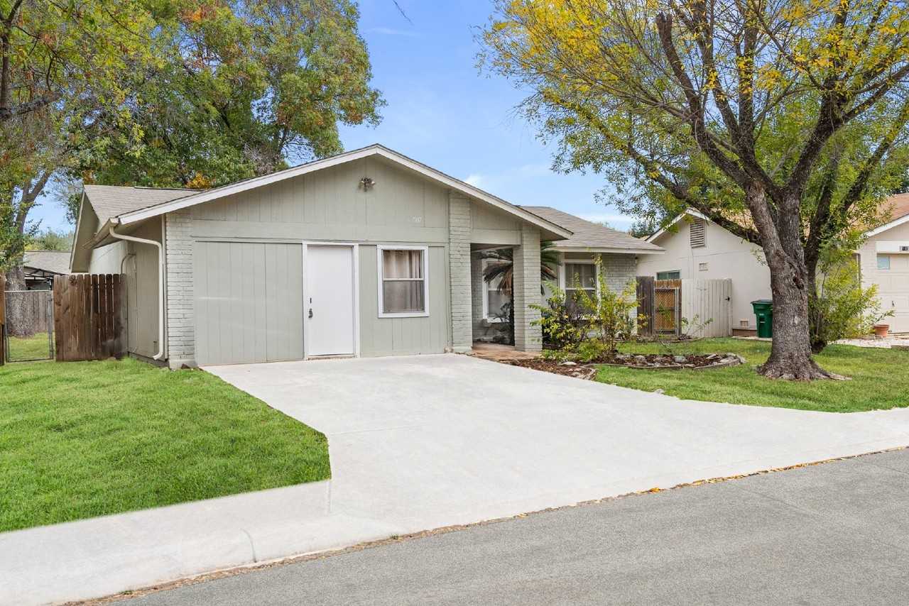 7107 Spring Flower St - Photo 3 of 25