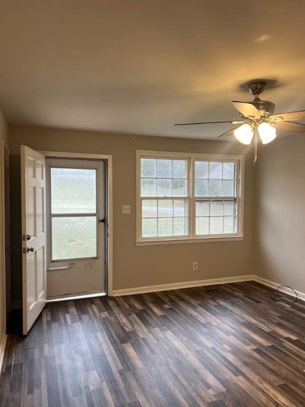 1259 Spring Creek Rd - Photo 3 of 45