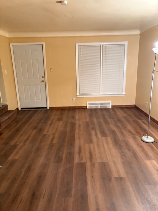 19311 Schaefer Hwy - Photo 2 of 7