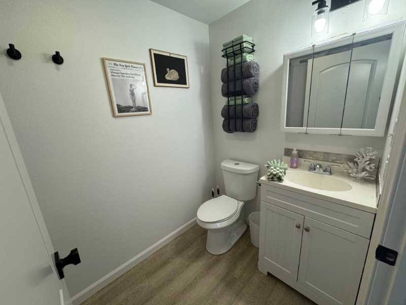 210 H Pickens Rd #4 - Photo 5 of 10